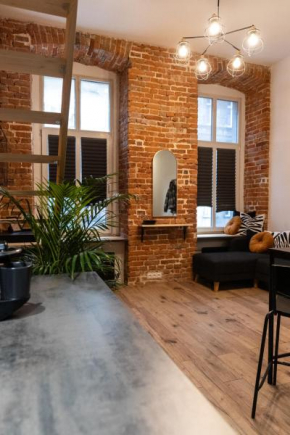 Studio przy Dworcu Głównym PKP, Wrocław